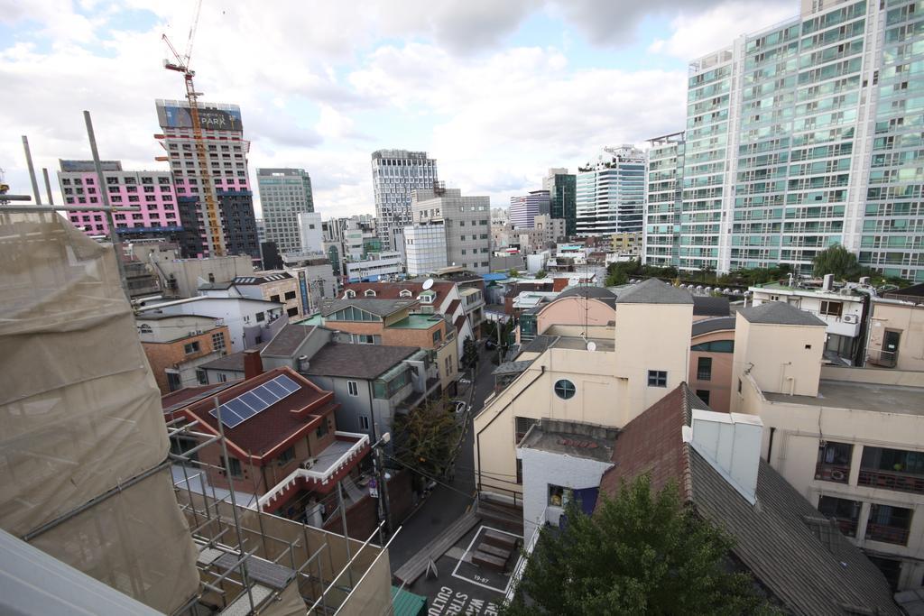 Miss Hongdae Guest House Seul Esterno foto