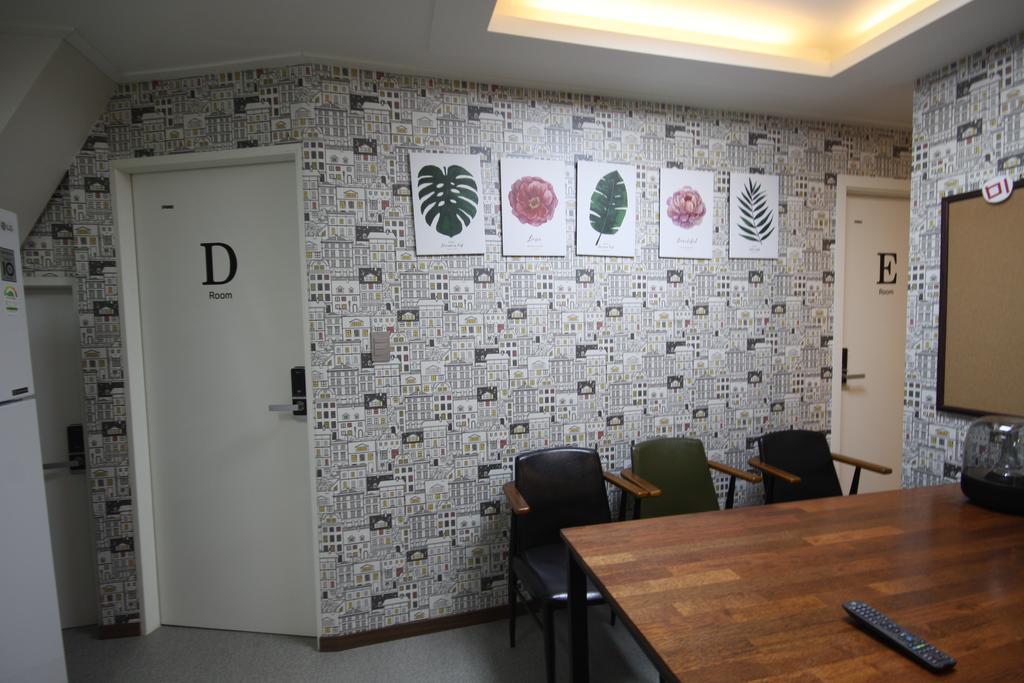 Miss Hongdae Guest House Seul Esterno foto